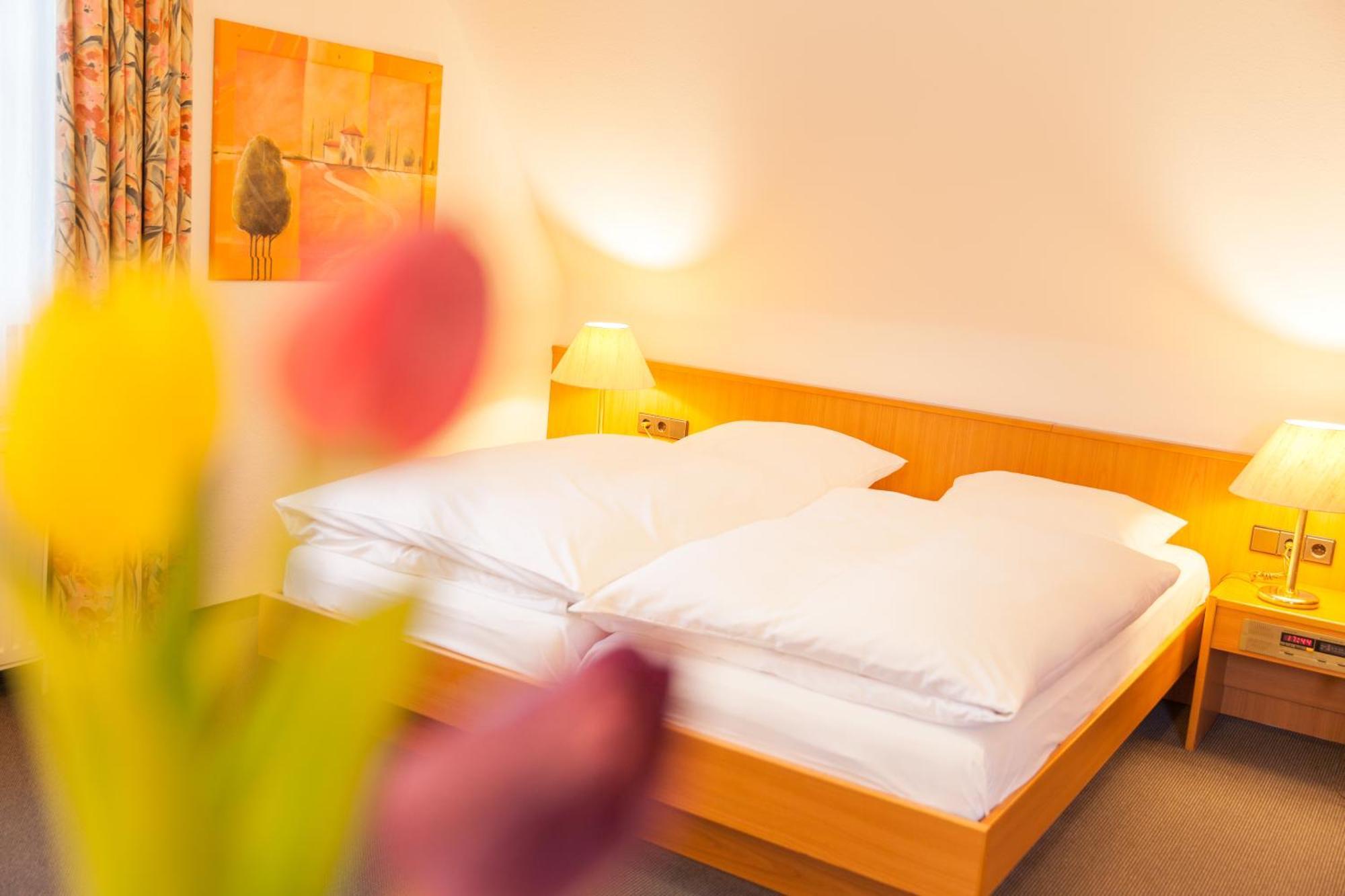 Hotel Restaurant Jaegerhof Weisendorf Phòng bức ảnh