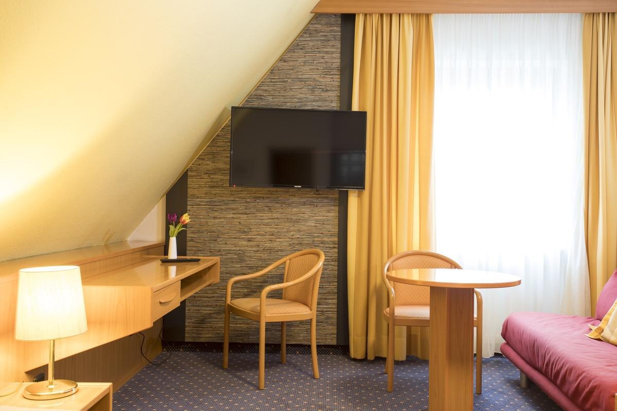 Hotel Restaurant Jaegerhof Weisendorf Ngoại thất bức ảnh
